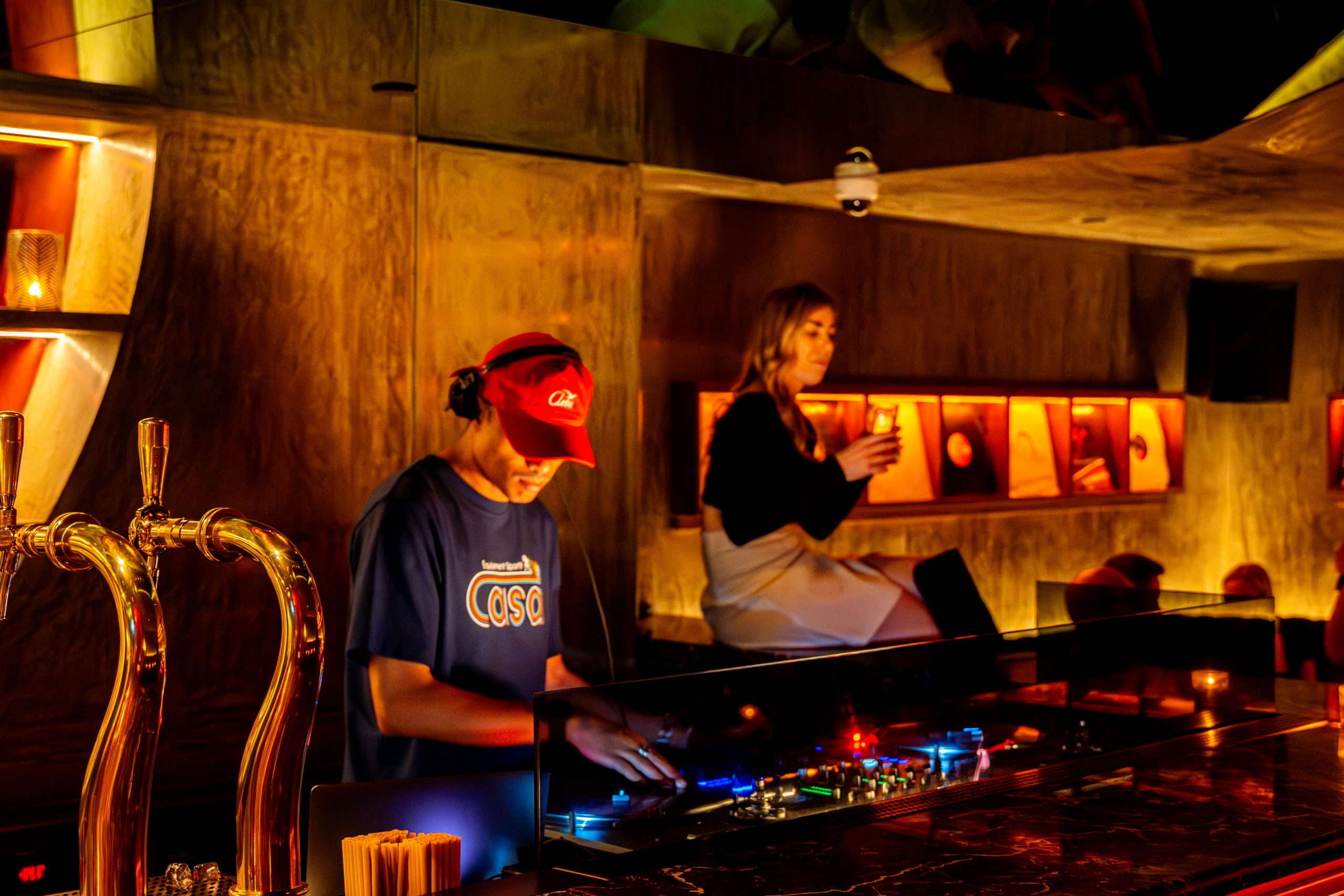 tap-line-dubai-difc-bar-music-setlist